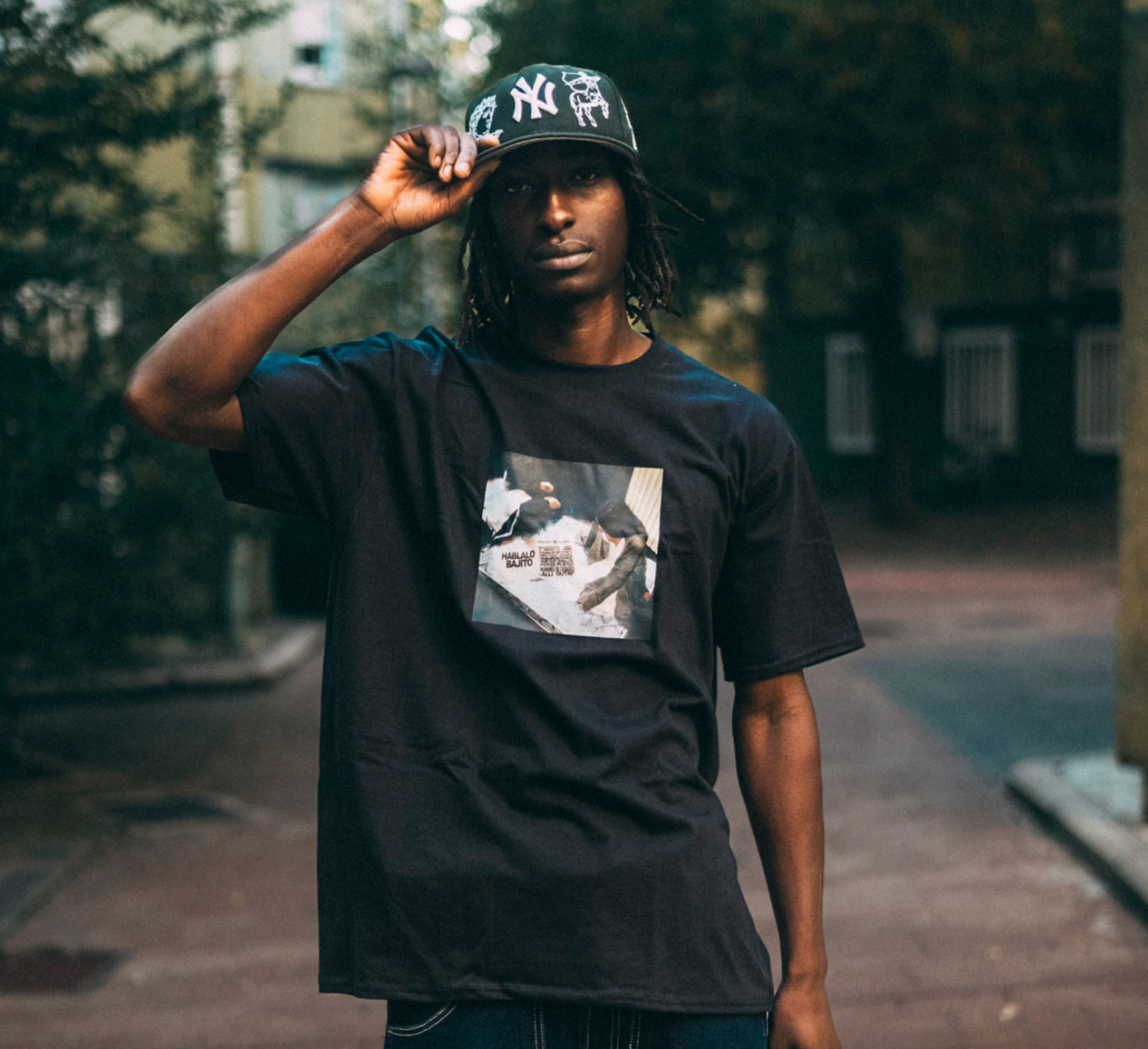 HABLALO BAJITO SOSAD CAMISETA